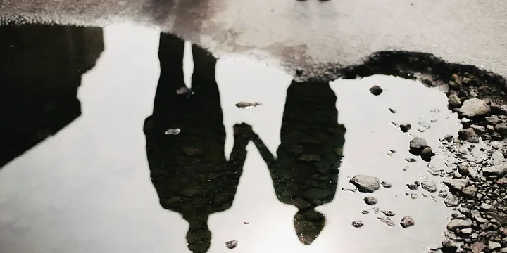 Featured image of post The Relationship Between People Can’t Be Overestimated